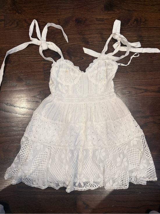 LoveShackFancy Dresses & Skirts - LoveShackFancy White Eyelet & Lace Tie-Shoulder Mini Dress